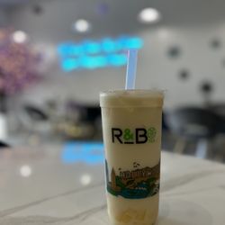R&B Tea - Ontario - Jasmine Green Milk Tea with boba