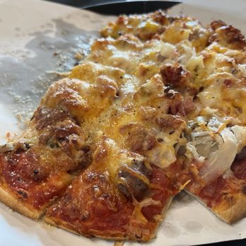 Pizza Pub - Pizza Near Me - Ashland, Wisconsin Pizza Pub - Pizza Near Me - Ashland, Wisconsin