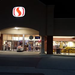 Safeway - Exterior shot at night.