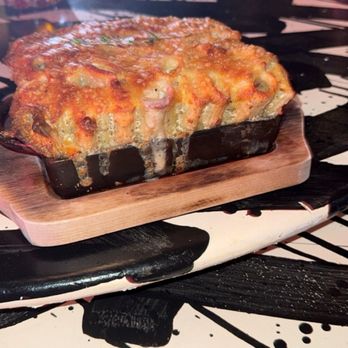 Giselle Miami - Standing Mac & Cheese- over cooked and dry but has potential - Mediterranean Near Me - Miami, Florida
