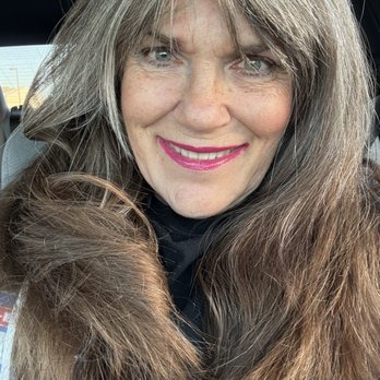 Mint Salon & Spa - Before - long, dry & tired - Hair Salons Near Me - Midland, Texas Mint Salon & Spa - Before - long, dry & tired - Hair Salons Near Me - Midland, Texas