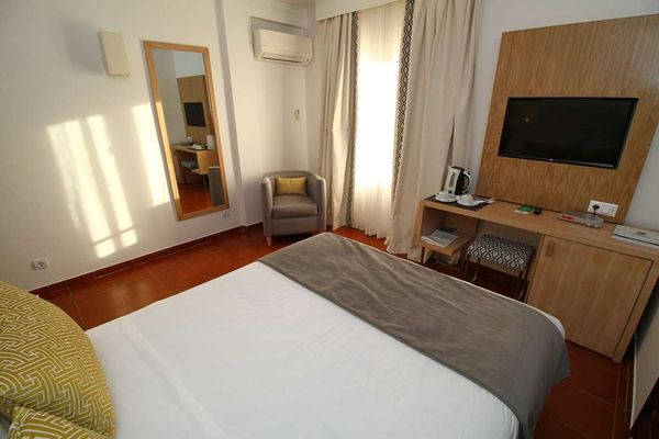 Best Western Hotel Dom Bernardo by null