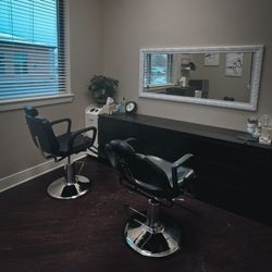 Ruhi’s Threading & Esthetics