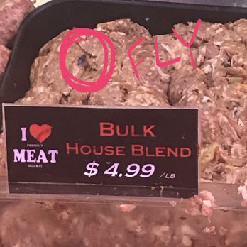 Ronnie's Meat Market - Flies in the meat. Absolutely foul. - Delis Near Me - Boulder Creek, California