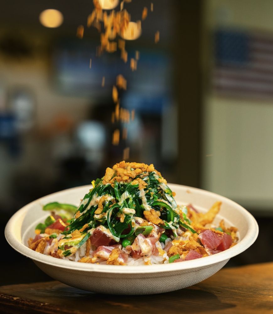 Food from Island Fin Poke