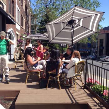 Irisistable Par Loutati - Summer terrace - Cafes Near Me - Montreal, Quebec