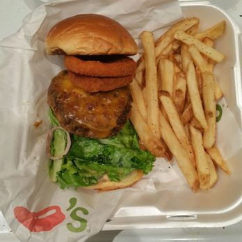 Chili's - Disappointing smokehouse burger, from Chili's. :( - American Near Me - Roseville, California