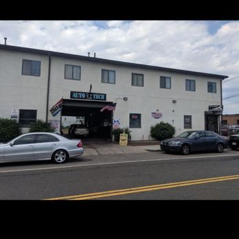 Autotech-Hyundai Specialist - Front side - Auto Repair Near Me - Malden, Massachusetts Autotech-Hyundai Specialist - Front side - Auto Repair Near Me - Malden, Massachusetts