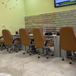 Monroe Nails Spa