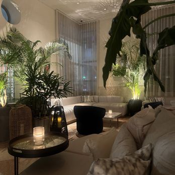 Hotel Greystone - Hotels Near Me - Miami Beach, Florida