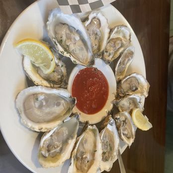Frisco Bay Coastal Grill - Oysters on the half shell - Cocktail Bars Near Me - Frisco, North Carolina Frisco Bay Coastal Grill - Oysters on the half shell - Cocktail Bars Near Me - Frisco, North Carolina
