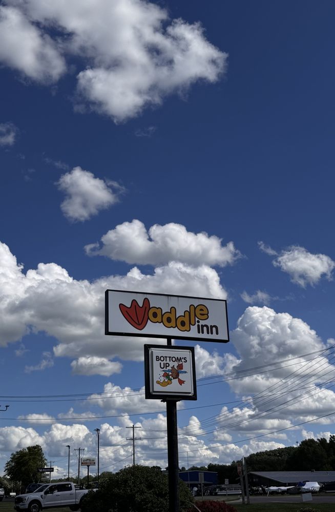 Waddle Logo