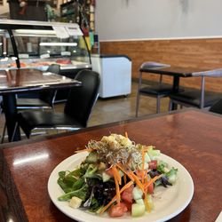 Nikka Fish Market and Grill - Green salad that accompanied cioppino