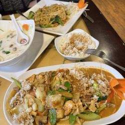 151 Thai Bistro - 3 meat sir fry!
