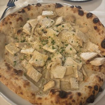 Crossroads Kitchen - Truffle Bianca - Vegan Near Me - Las Vegas, Nevada Crossroads Kitchen - Truffle Bianca - Vegan Near Me - Las Vegas, Nevada