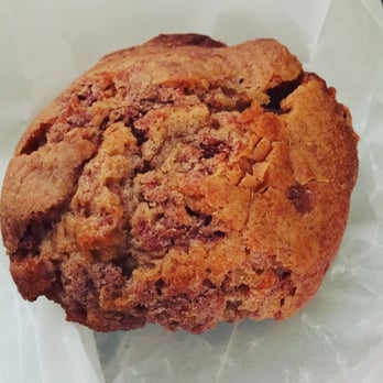 Straub's Fine Grocers - Cinnamon chip muffin fresh from the bakery. - Grocery Near Me - Saint Louis, Missouri Straub's Fine Grocers - Cinnamon chip muffin fresh from the bakery. - Grocery Near Me - Saint Louis, Missouri