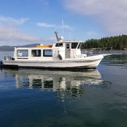 Paraclete Charter Service - Paraclete Charters Sea Taxi