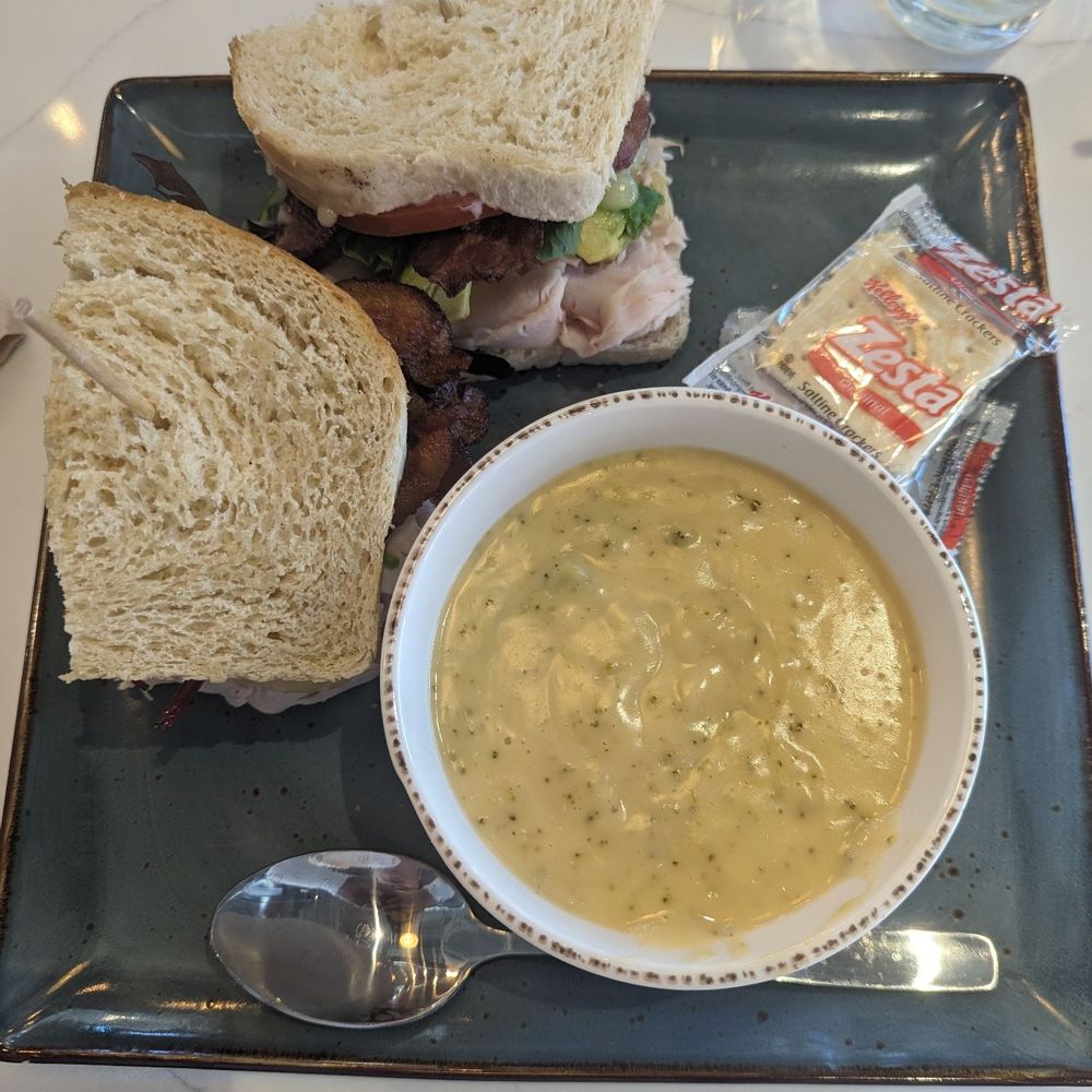 First Watch - Breakfast & Brunch Near Me - Des Plaines, Illinois First Watch - Breakfast & Brunch Near Me - Des Plaines, Illinois