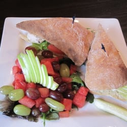 T-Box Bar & Grill - Chicken BLT