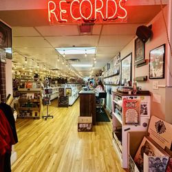 Spiral Groove Records