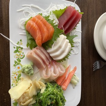 Wild Ginger - Deluxe Sashimi Deluxe Dinner - Thai Near Me - Cincinnati, Ohio Wild Ginger - Deluxe Sashimi Deluxe Dinner - Thai Near Me - Cincinnati, Ohio