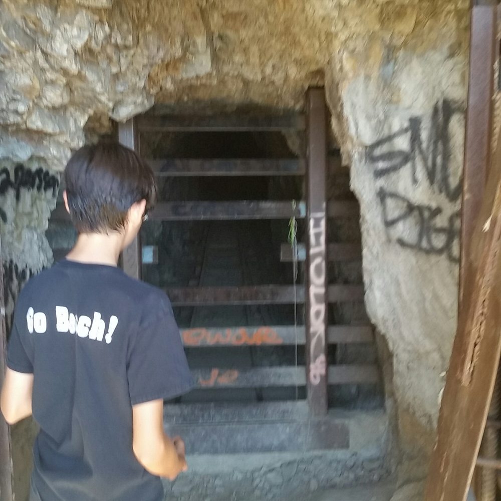 Big Horn Mine - Easy for my little guy to enter the mine...my 6'3 200+ body not so much haha...but I did it - Hiking Near Me Big Horn Mine - Easy for my little guy to enter the mine...my 6'3 200+ body not so much haha...but I did it - Hiking Near Me