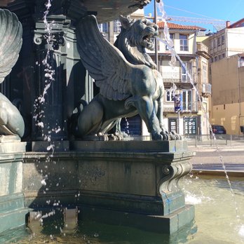 Fonte dos Leões - Fonte dos Leões, Porto - Landmarks & Historical Buildings Near Me - Porto, 13
