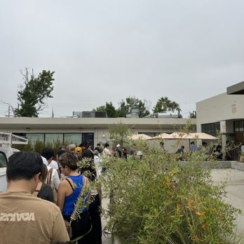 Fondry - 9:30am on a Friday wow! - Cafes Near Me - Los Angeles, California