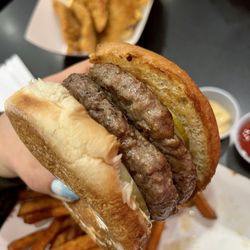 The Wienery - Double burger