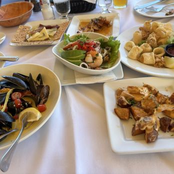 fatfish on The Water - Seafood Near Me - Bay Shore, New York