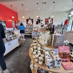 Artisan Cheese Company - 12/25