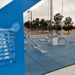 Fitness Court - 7 workouts