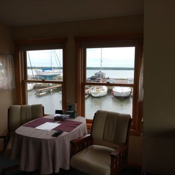 Fo'c'sle Bed & Breakfast - Breakfast Nook Fo'c'sle Inn Cornucopia WI Lake Superior Siskiwit Bay Marina - Hotels Near Me - Cornucopia, Wisconsin Fo'c'sle Bed & Breakfast - Breakfast Nook Fo'c'sle Inn Cornucopia WI Lake Superior Siskiwit Bay Marina - Hotels Near Me - Cornucopia, Wisconsin