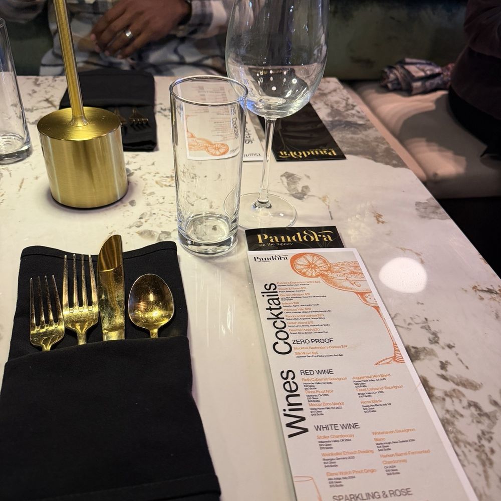 Pandora On The Square - Table Setting/Menu - Southern Near Me - McDonough, Georgia