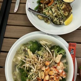Ramen and Crab Cakes Ramen and Crab Cakes