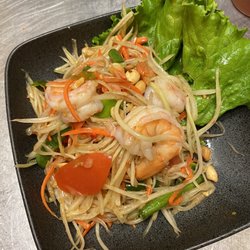 Yakima Thai Cuisine - Papaya salad with prawns