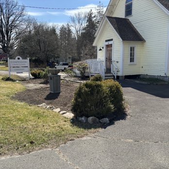 Confession Curated Clothing - Used, Vintage & Consignment Near Me - Newtown, Connecticut