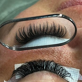 Gold Dust Artistry - Eyelash Service Near Me - Mansfield, Texas Gold Dust Artistry - Eyelash Service Near Me - Mansfield, Texas