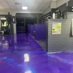 Sik Kutz Barbershop - Inside