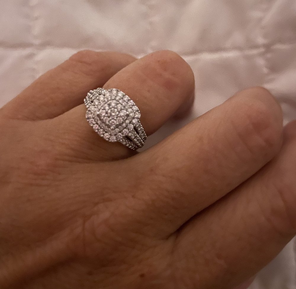 JEWELERS Updated August 2024 20 Reviews 4300 Meadows Ln