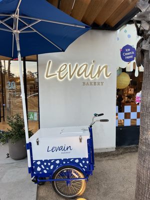 Levain Bakery by null