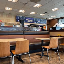 Dunkin' - Setting area