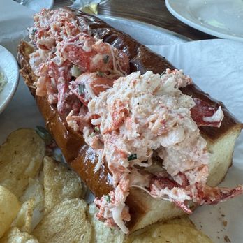 Sam's Chowder House - Lobster roll dressed - Seafood Near Me - Half Moon Bay, California Sam's Chowder House - Lobster roll dressed - Seafood Near Me - Half Moon Bay, California