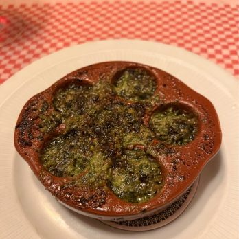 La Fontaine de Mars - Escargot - French Near Me - Paris, 75 La Fontaine de Mars - Escargot - French Near Me - Paris, 75