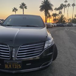 Black Tie Limousine - Sunsets