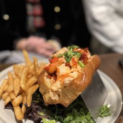 Josie’s Pub - Lobster Roll
