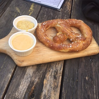 Freehouse - Pretzel with Pilsner beer dip - Bars Near Me - Berkeley, California