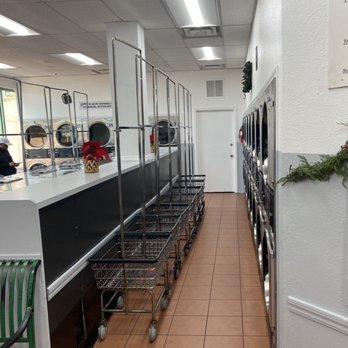 87th Street Laundromat - Laundromat Near Me - Daly City, California 87th Street Laundromat - Laundromat Near Me - Daly City, California
