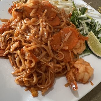 Thai Orchid Restaurant - Shrimp Pad Thai - Thai Near Me - West Fargo, North Dakota