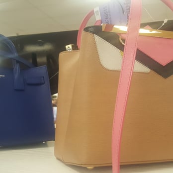 TJ MAXX, Moraga, California - 472 Center St - Updated October 2024